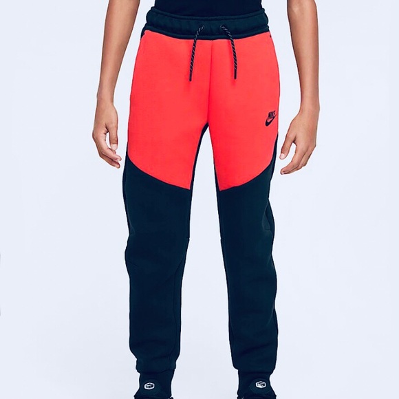 Nike Sportswear Tech Fleece Crimson Black Big Kids Jogger Pants Sz XL HV5869-011 - Picture 1 of 10